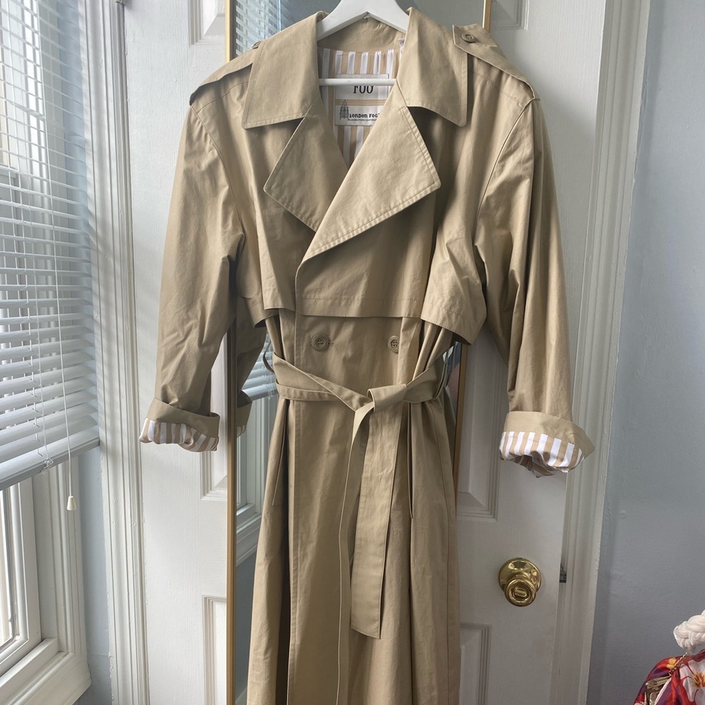 Vintage London Fog Trench w/tags!
